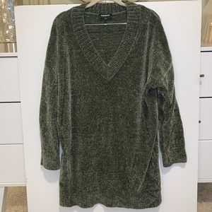 EXPRESS oversized cozy green sweater